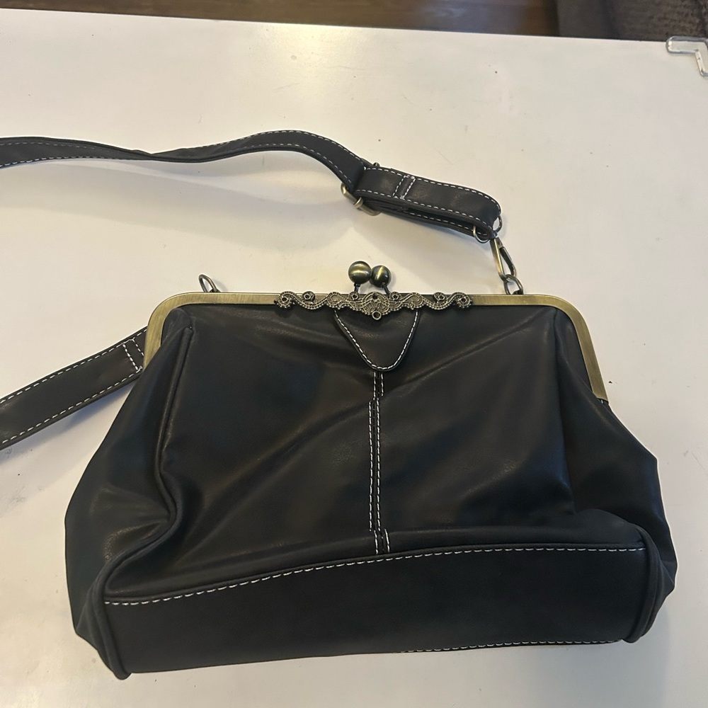 Elegant Black Leather Women's Bag